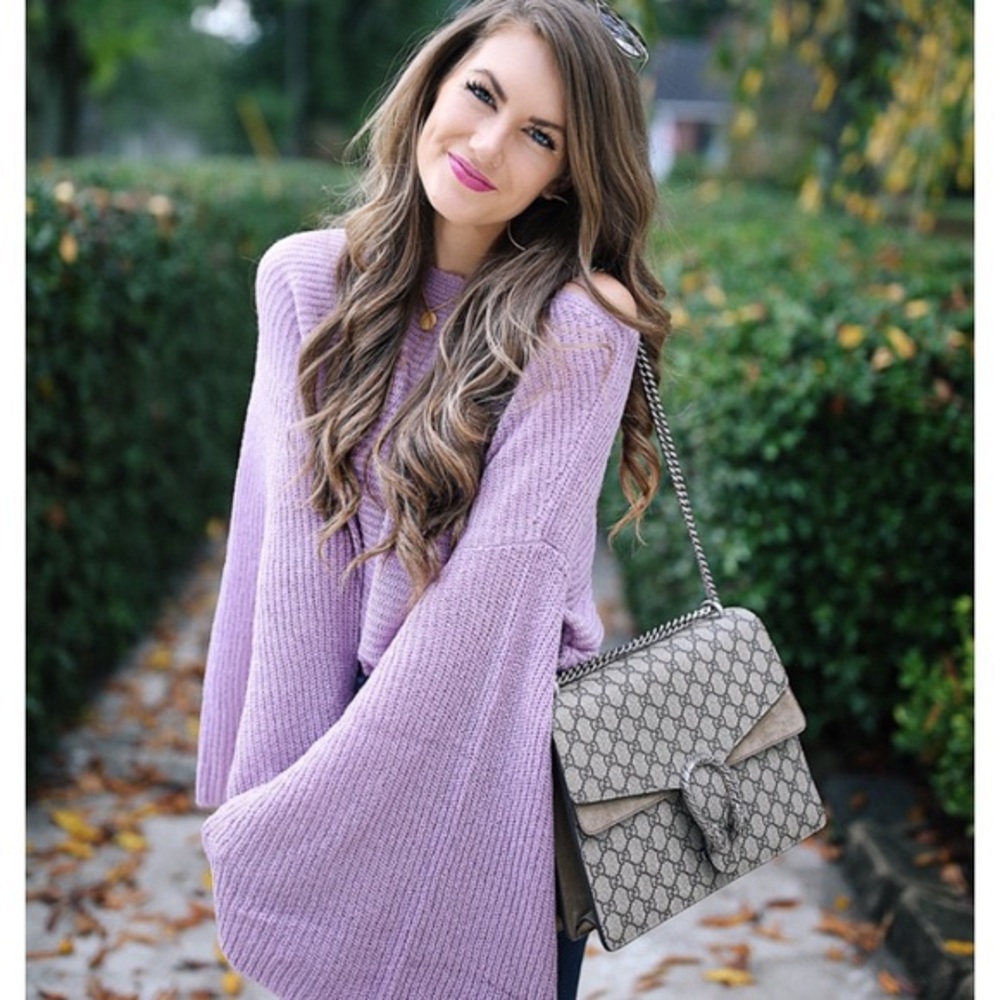 ✨HP✨ BP Lilac Wide Sleeve Sweater - Picture 3 of 8